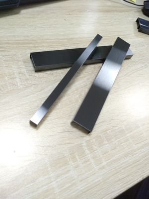 قیمت خوب 0.5mm ضخامت فولاد ضد زنگ تراش نوار مو با AFP آنلاین