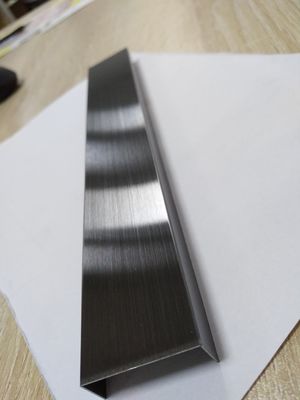 قیمت خوب طلای U شکل فولاد ضد زنگ فرش فرش عتیقه 1.2mm ضخامت آنلاین