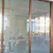 جداکننده اتاق از جنس استیل ضد زنگ خط موی قرمز مسی SUS201 با شیشه هنری