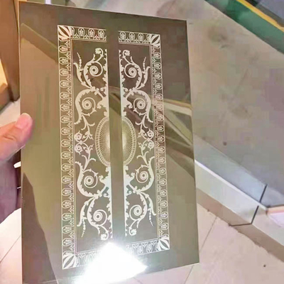 نمونه کوچکی از پایه آینه ورق فولادی ضد زنگ اچ شده