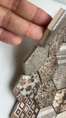 قیمت خوب موزاییک های فولاد ضد زنگ طلا موزاییک فلزی شکل برای دیوار داخلی آنلاین