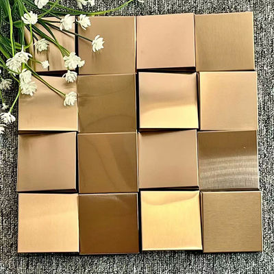 قیمت خوب 300*300mm تزئینات داخلی ضد آب و نه آسان به زنگ فلز موزاییک کاشی سرامیکی آنلاین